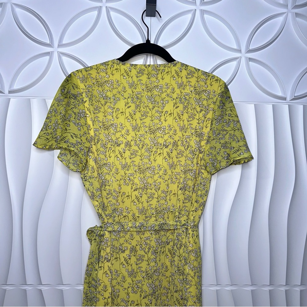 Banana Republic Wrap Floral Dress - Picture 3 of 5